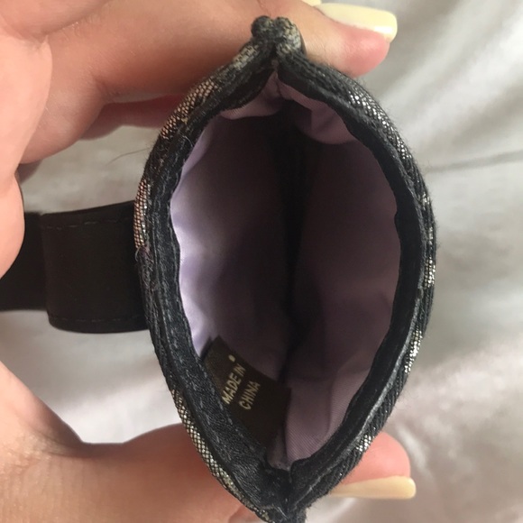 Coach pouch - Picture 3 of 3